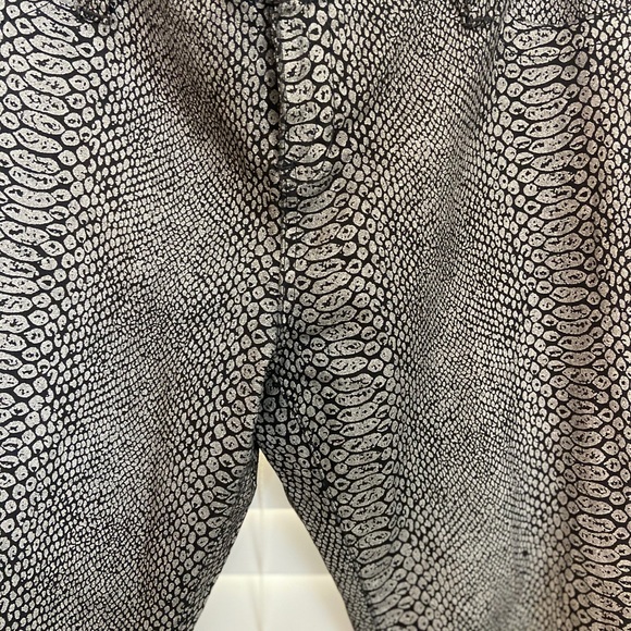 Skinny Snake/Animal  Print Jeans - Picture 2 of 4